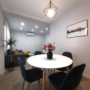 moderno-acogedor-y-centrico-apartamento.1costadelsol.com/